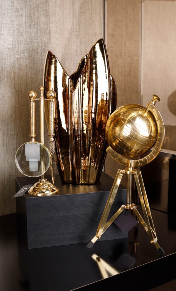 Decorative Piece For Centre Table/Console